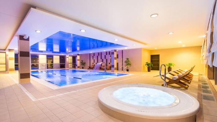 Z-Hotel Business & Spa Отвоцк Экстерьер фото